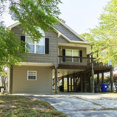 Island Delight By Oak Island Accommodations Exterior photo