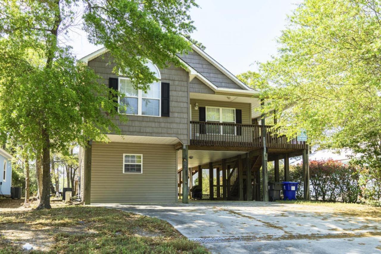 Island Delight By Oak Island Accommodations Exterior photo